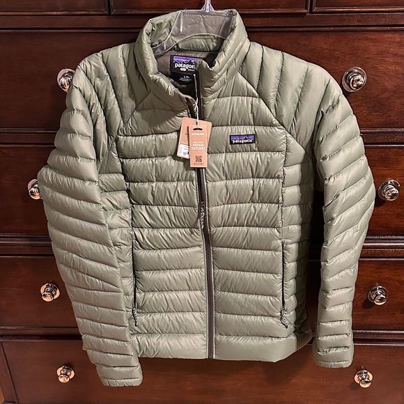 Patagonia Jackets & Blazers - Patagonia Terrain Green Puffer Jacket